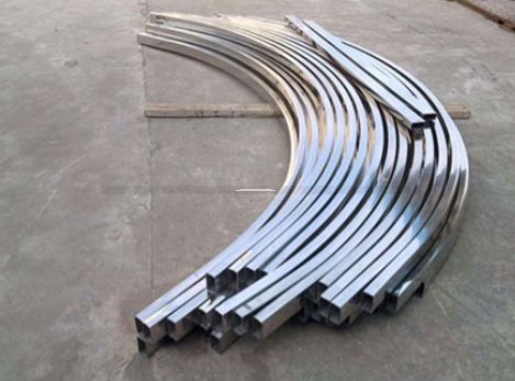 长春铝型材拉弯加工：工业塑形